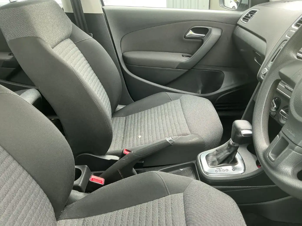 [ berth ]Volkswagen Polo