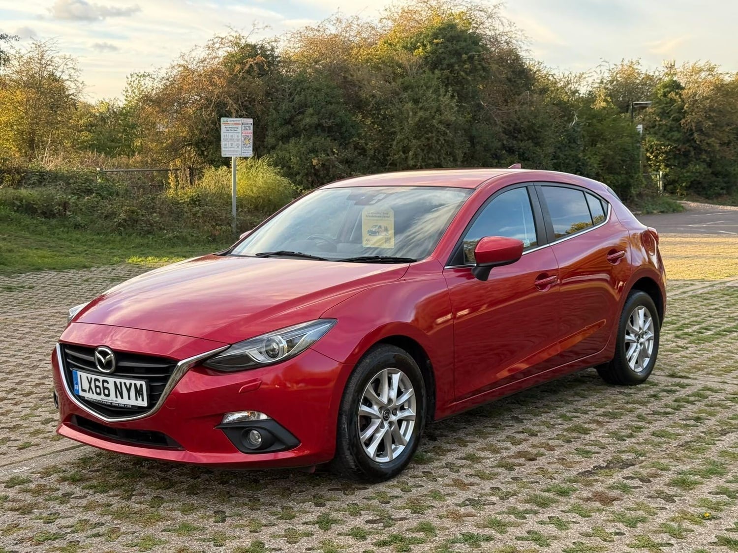 Mazda 3 2016 - Cars