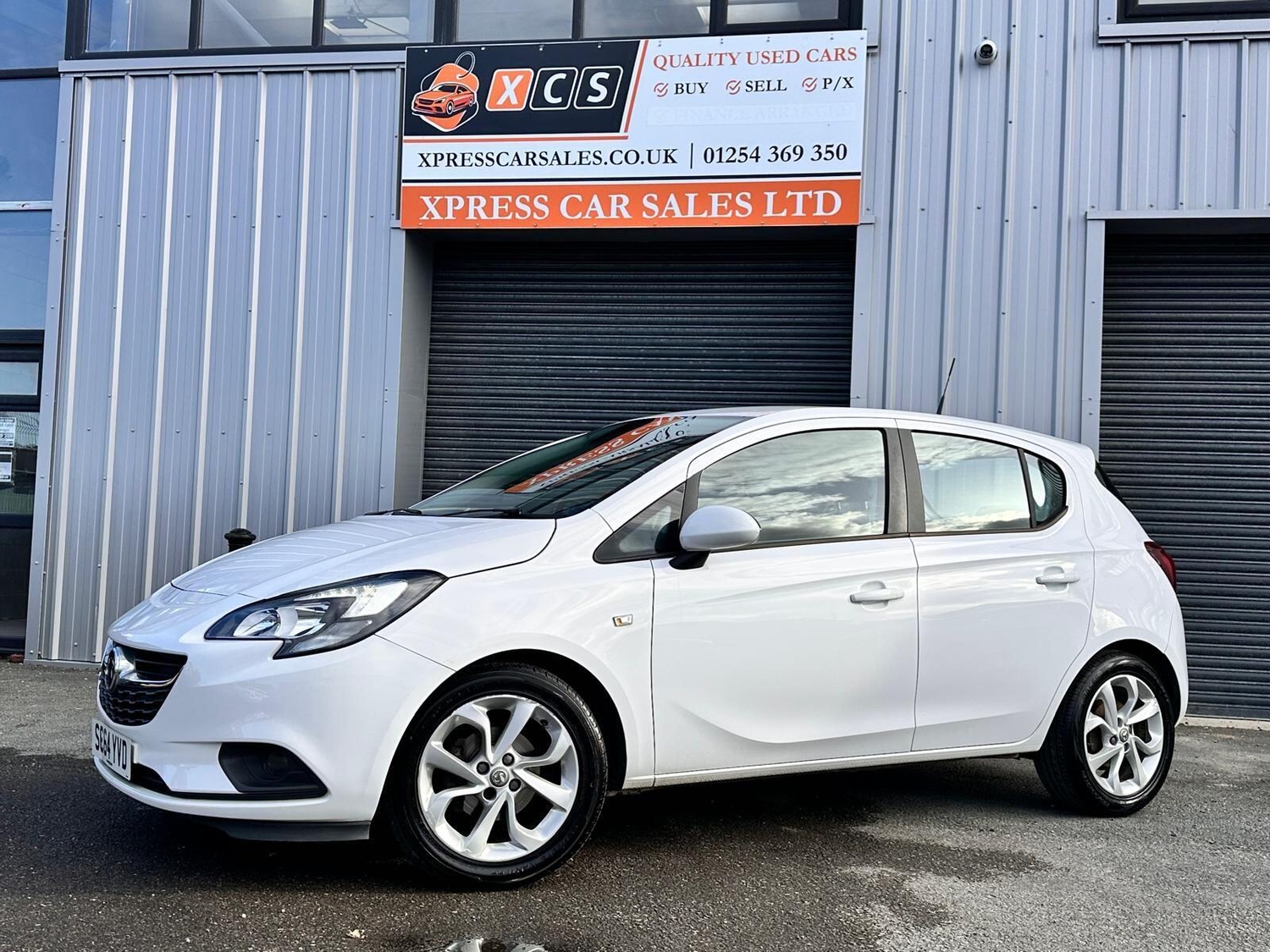 [ berth ]Vauxhall Corsa