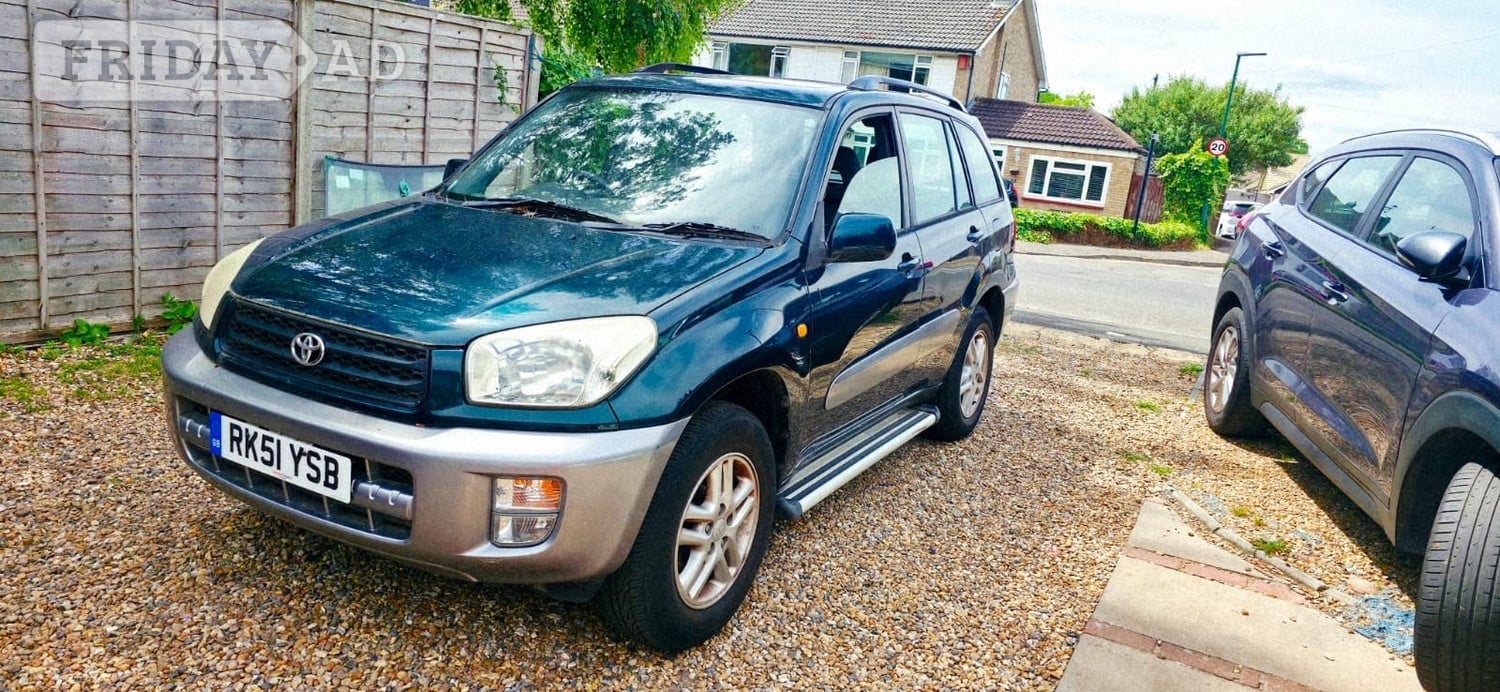 Toyota RAV4 2001 in Sutton