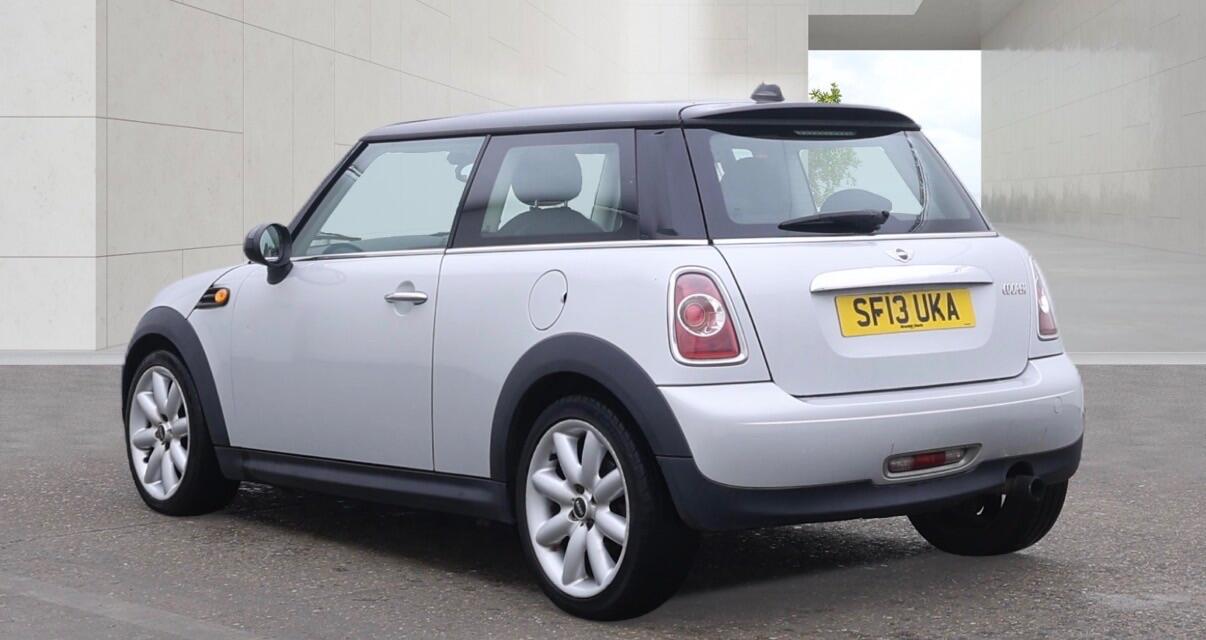 [ berth ]Mini Hatch