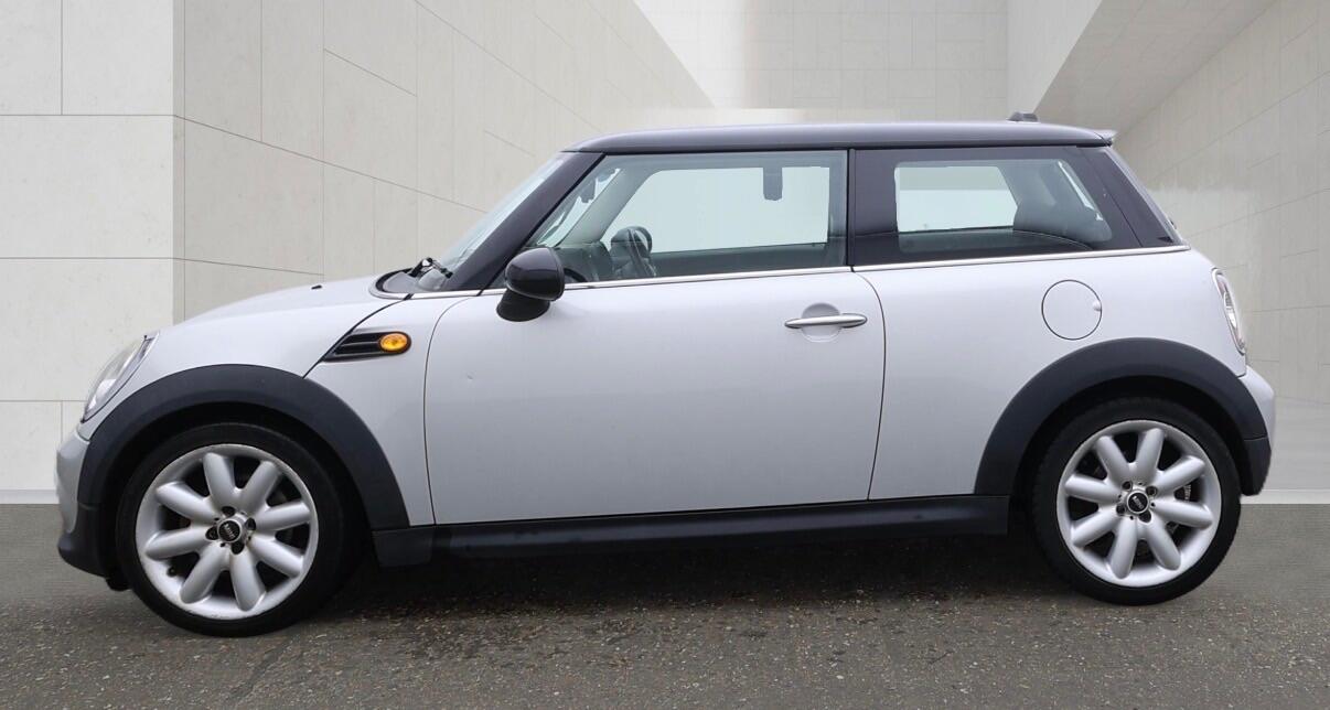 Mini Hatch 2013 - Cars in Maidenhead