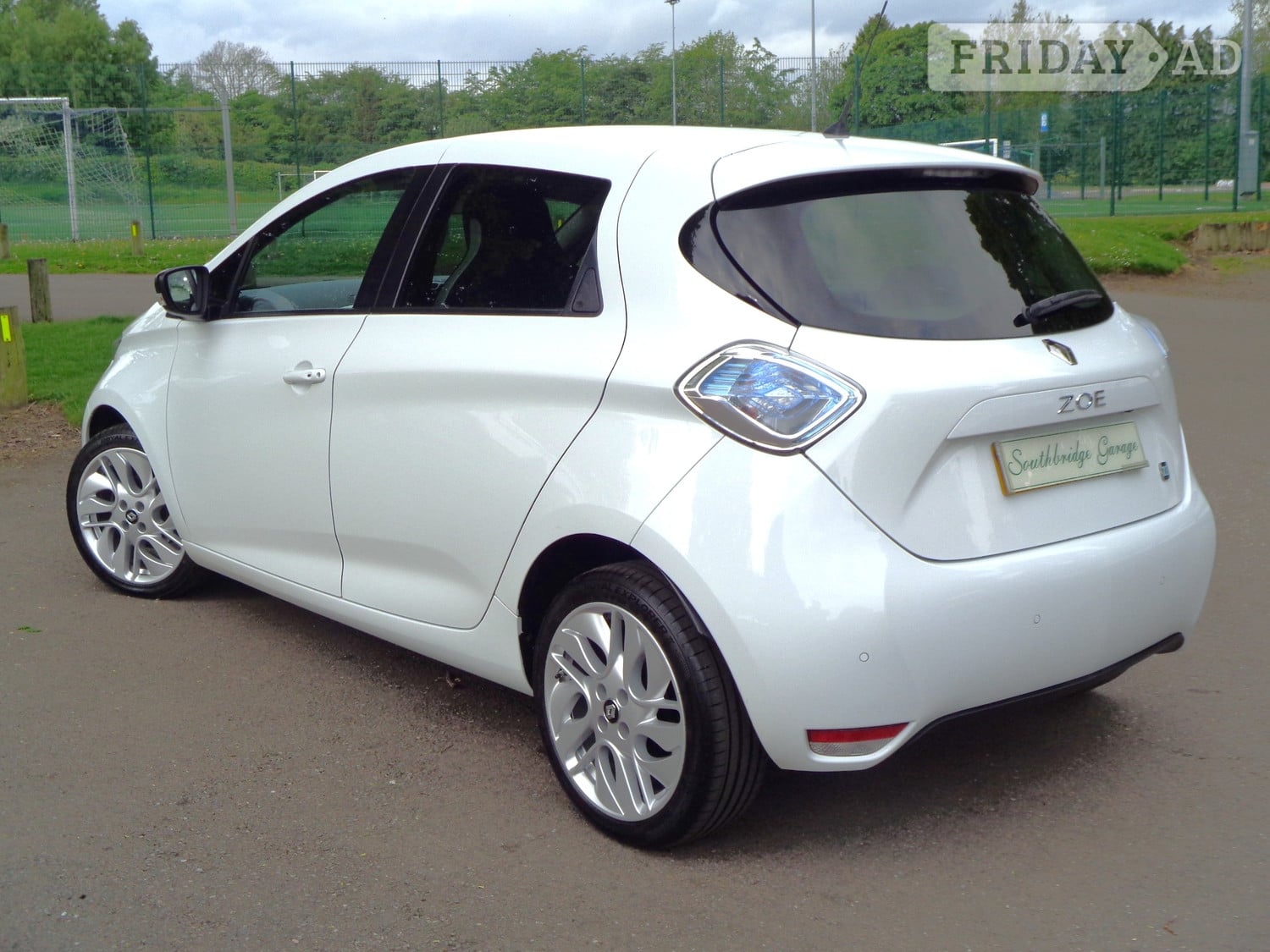 Renault Zoe 2016 - Cars in Cupar