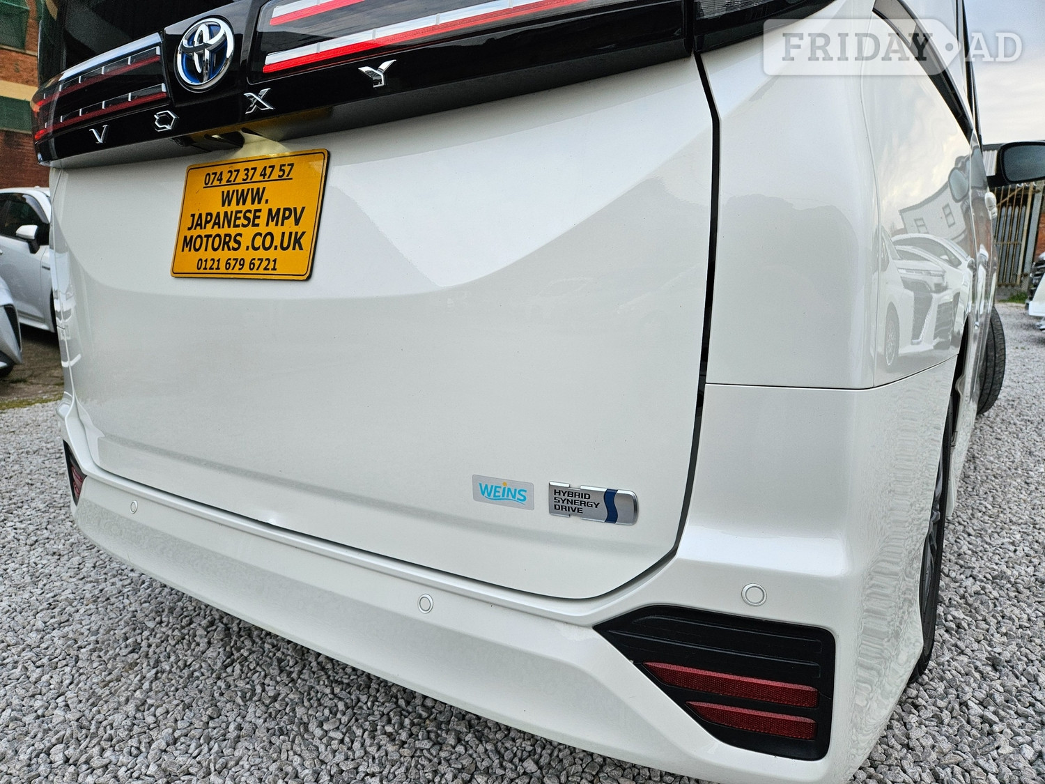 Toyota Voxy 2023 - Cars