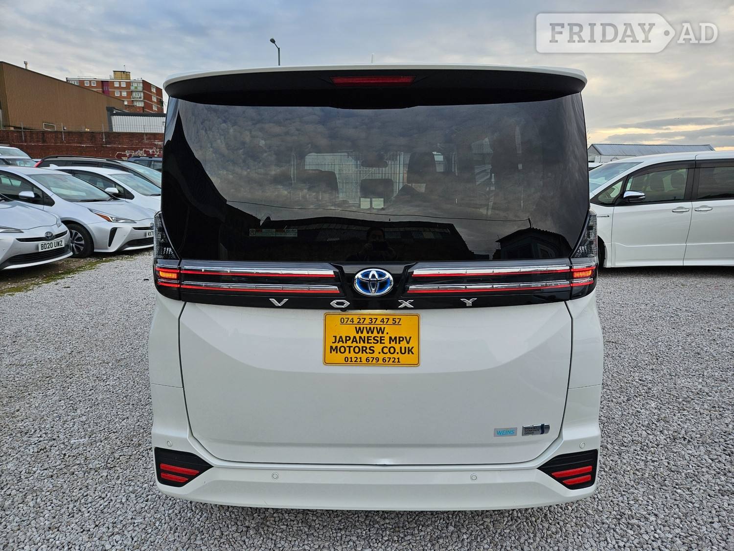 Toyota Voxy 2023 - Cars in Birmingham