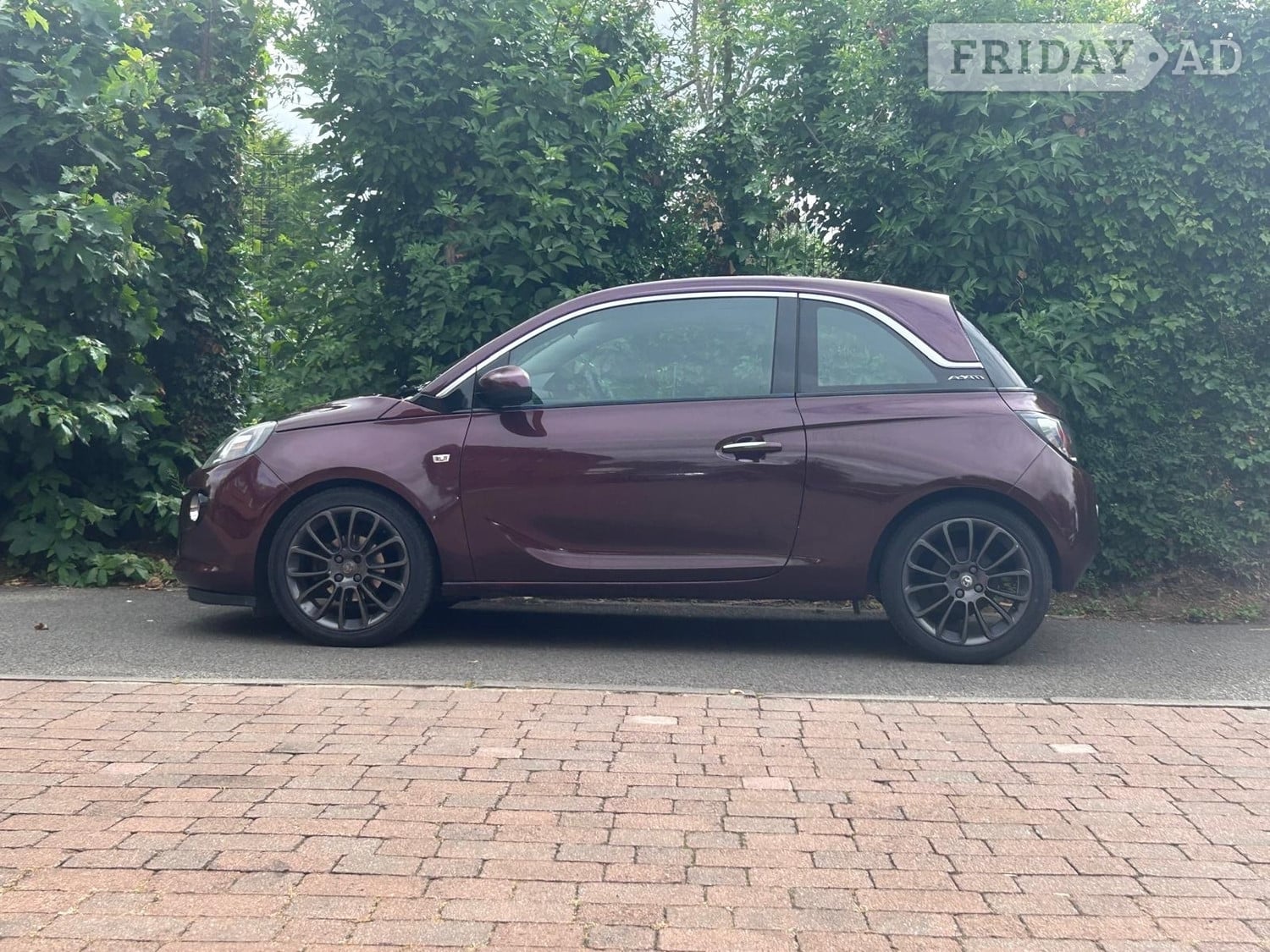 [ berth ]Vauxhall Adam
