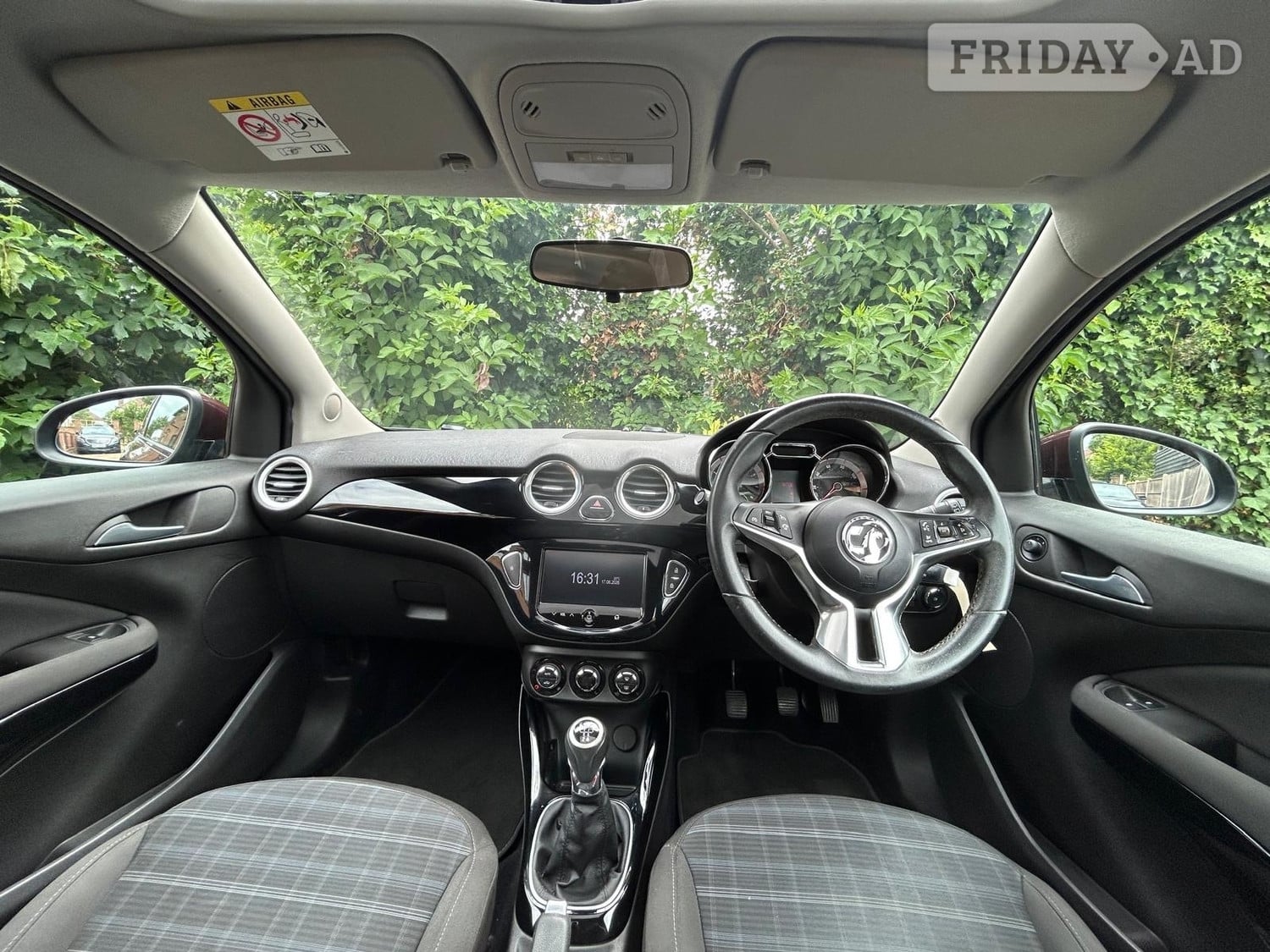 Vauxhall Adam 2013 - Cars in St. Albans