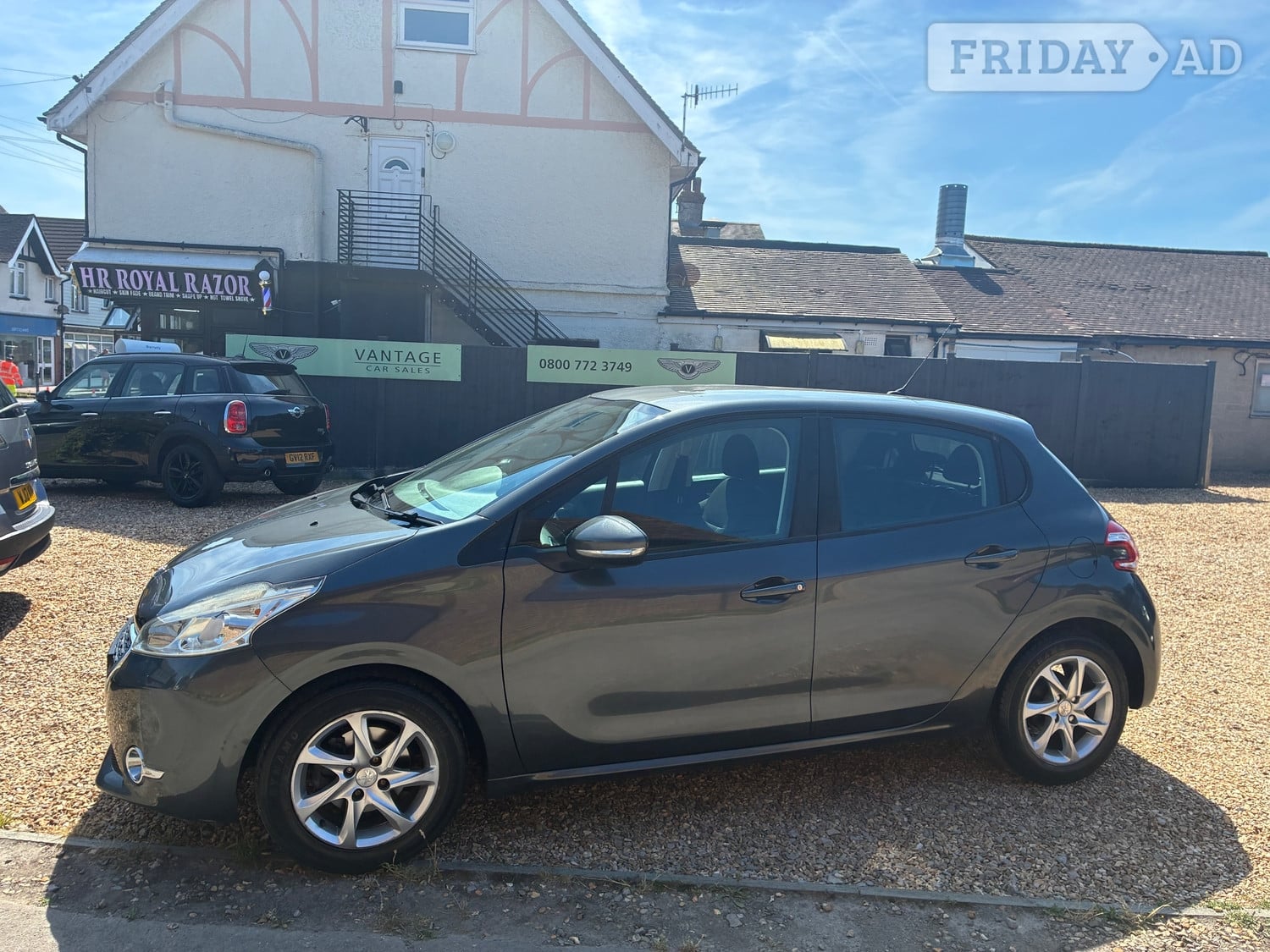 Peugeot 208 2014 - Cars