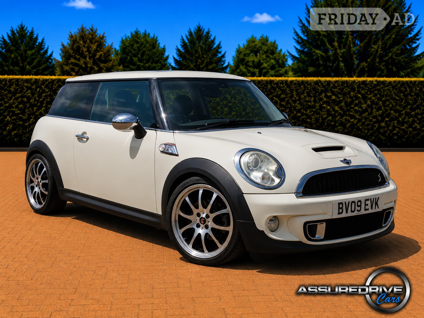 Mini Hatch 2009 in Luton