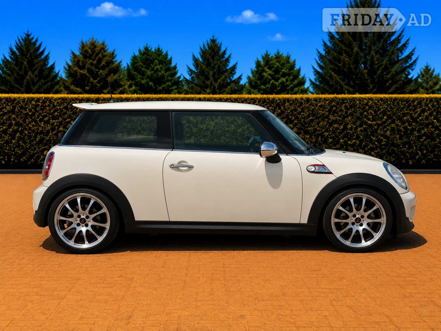 Mini Hatch Luton