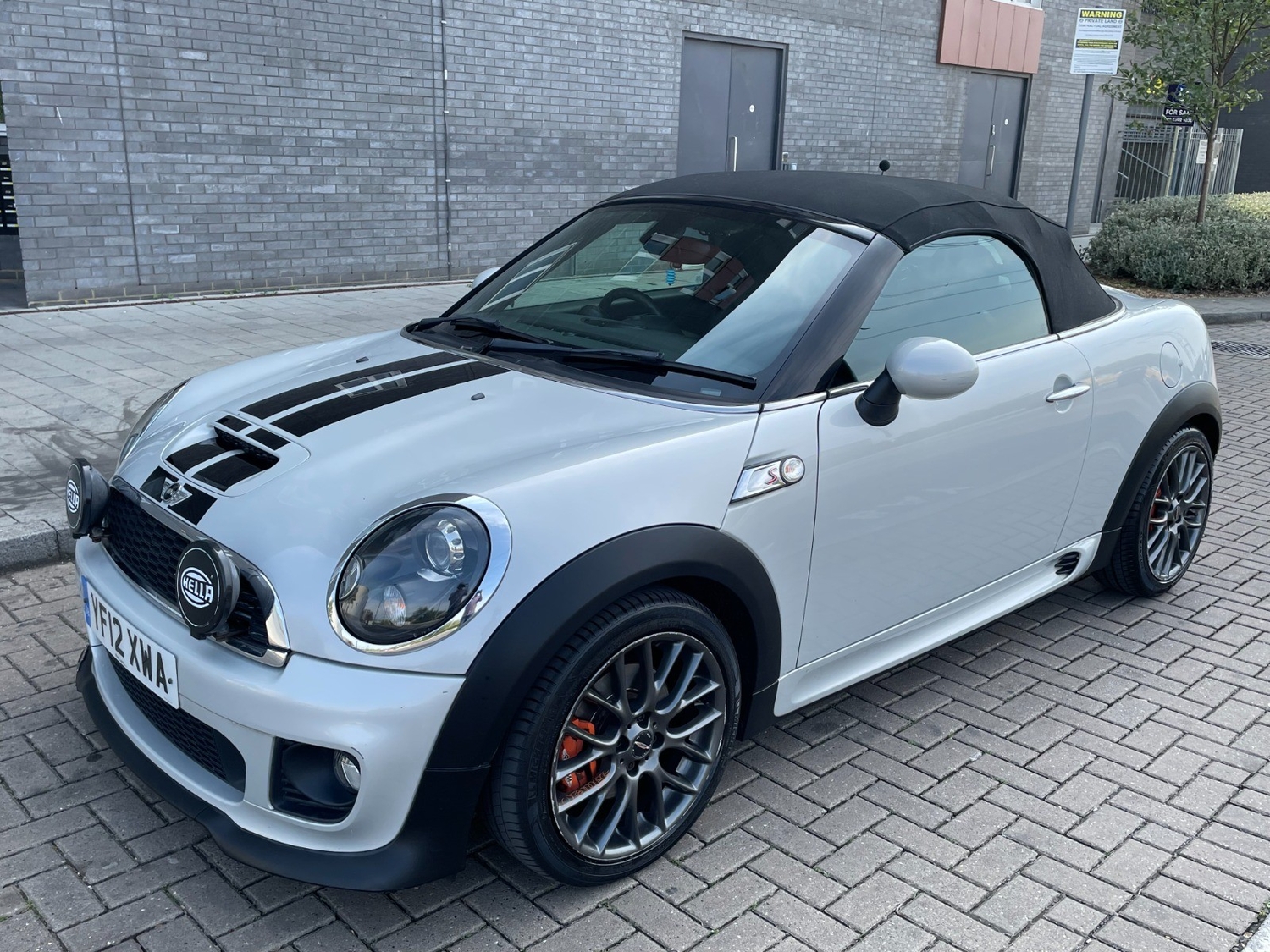 Mini Roadster Havering