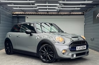 Mini Hatch 2015