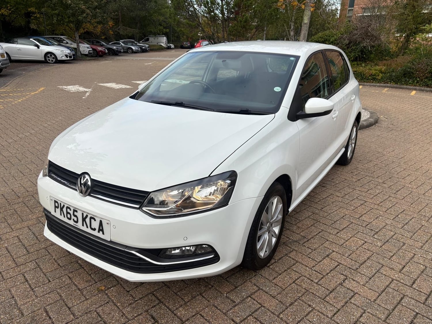 Volkswagen Polo 2015 - Cars