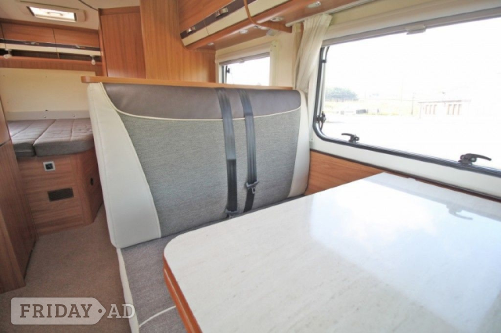 Weinsberg CaraLoft 650 MFH 2014 for sale - Motorhomes & Caravans in Bradford