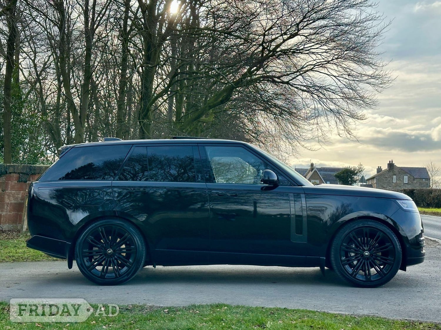 [ berth ]Land Rover Range Rover
