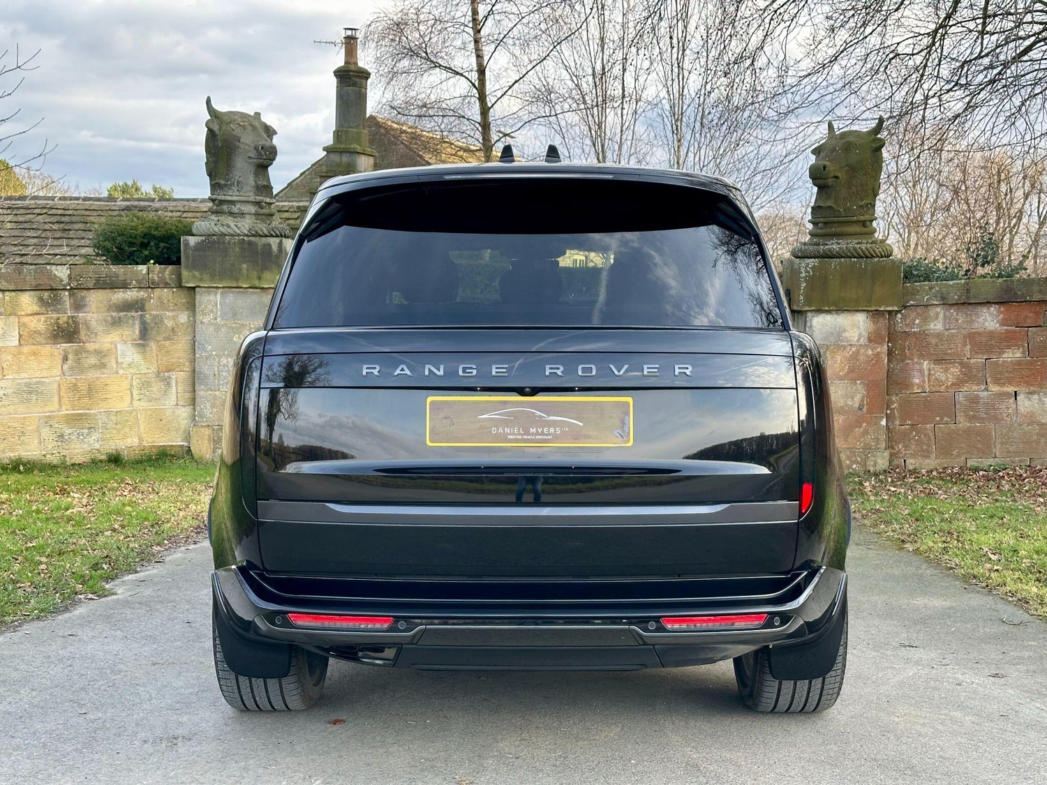 Land Rover Range Rover 2024 - Cars