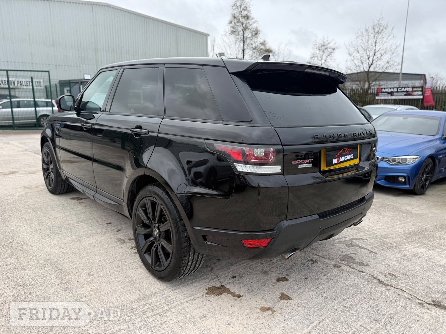 [ berth ]Land Rover Range Rover Sport