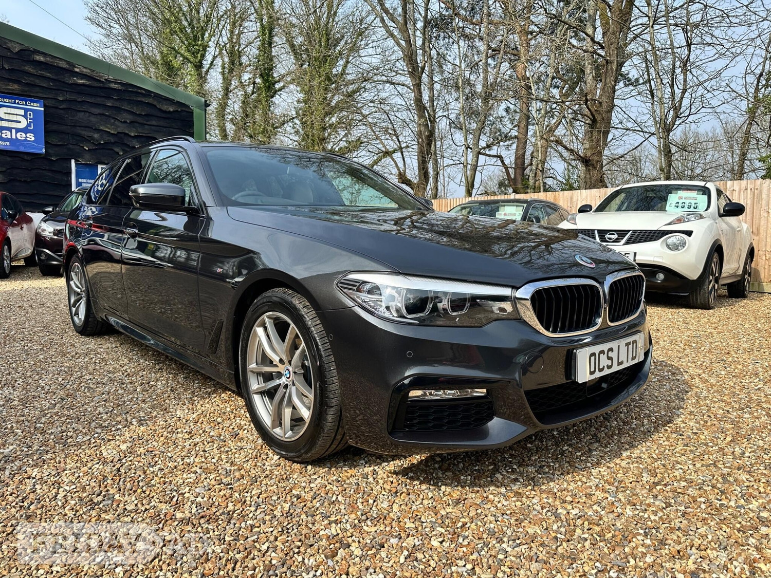 BMW 5 Series Hook