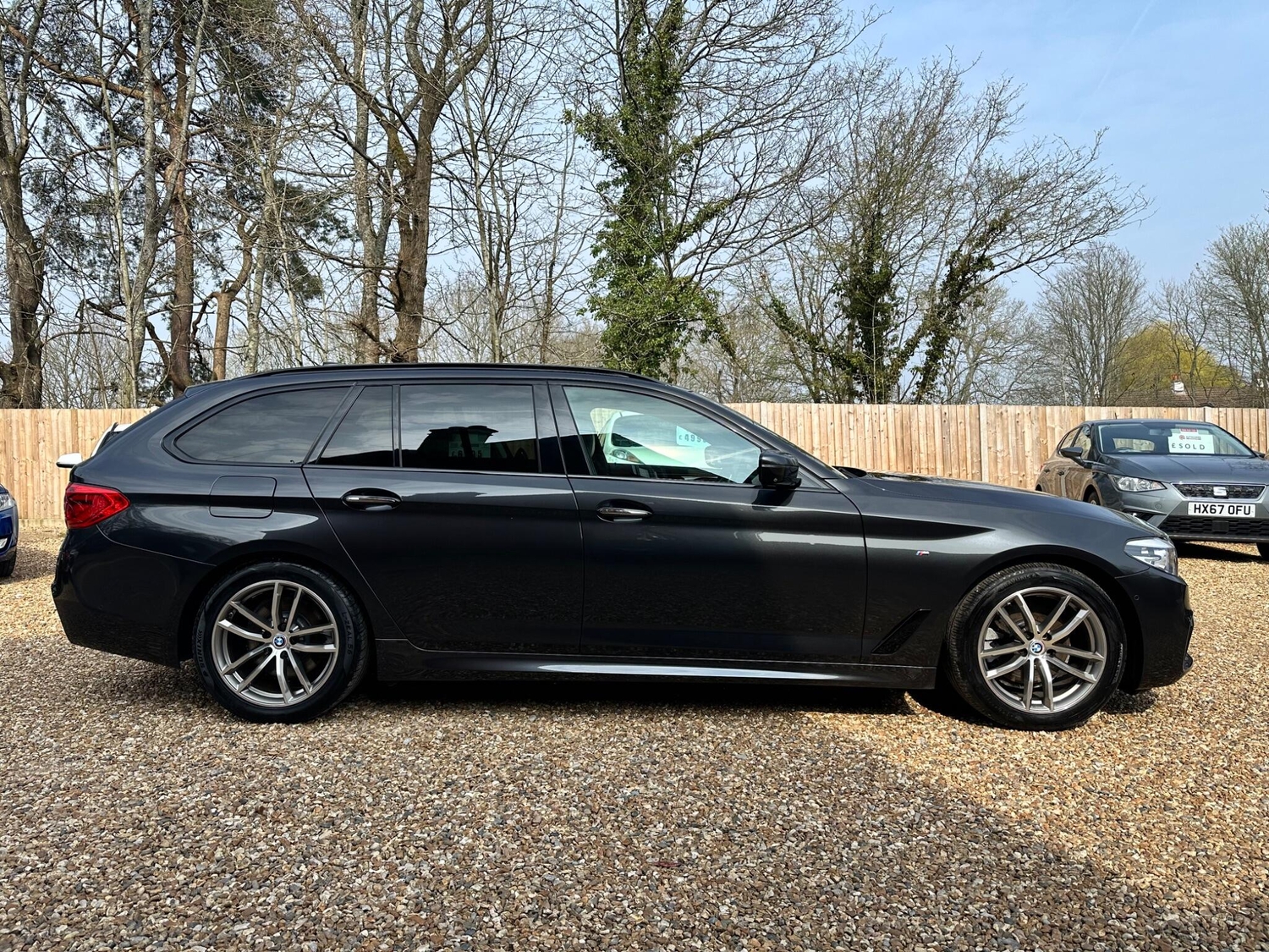 [ berth ]BMW 5 Series