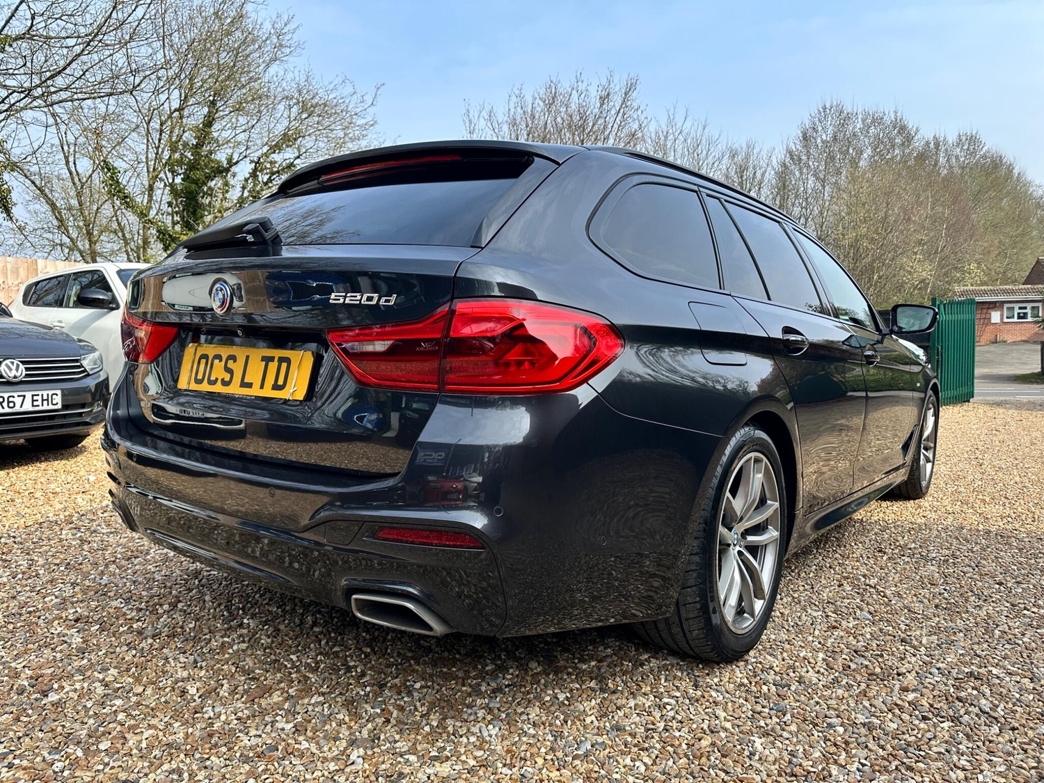BMW 5 Series 2017 - Cars in Hook