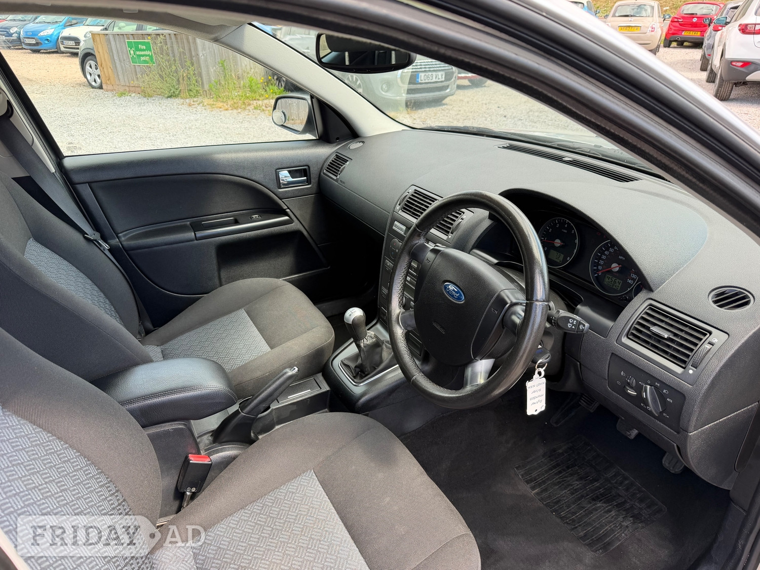 [ berth ]Ford Mondeo