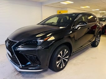 Lexus NX 2021