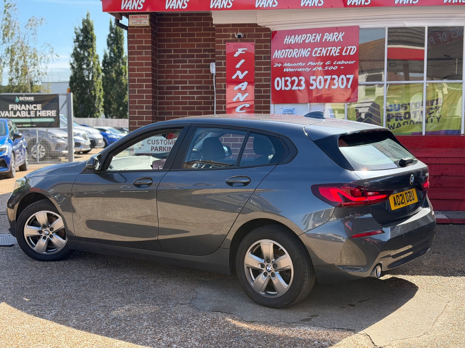 BMW 1 Series 2021 - Cars