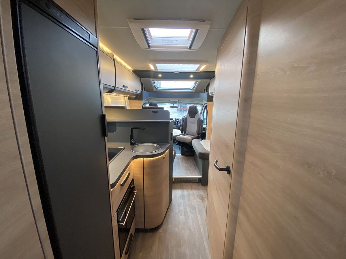 [3 berth ]Knaus Live Ti Platinum Selection 700 MEG