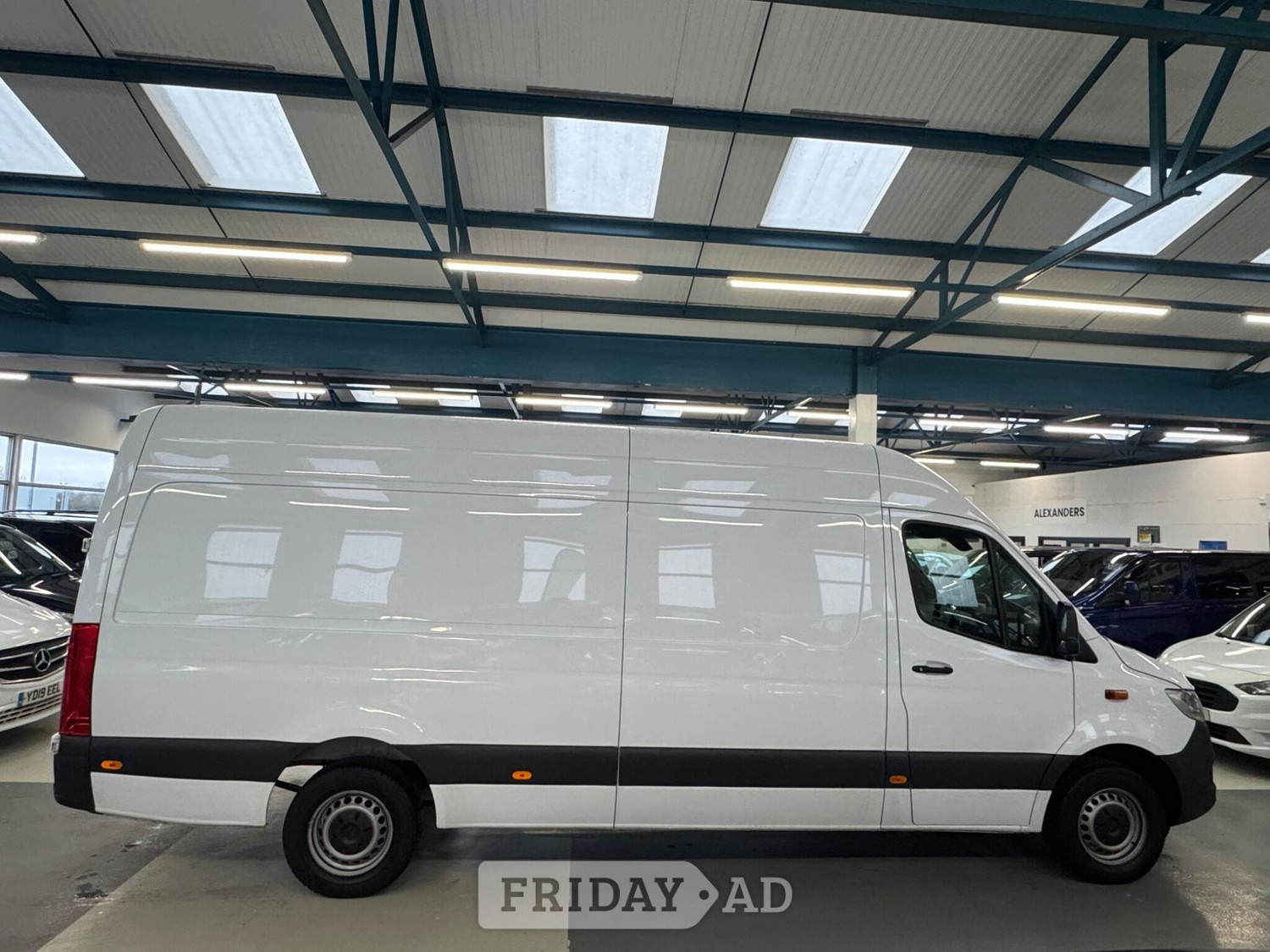 Mercedes-Benz Sprinter 2023 - Vans & Commercial Vehicles