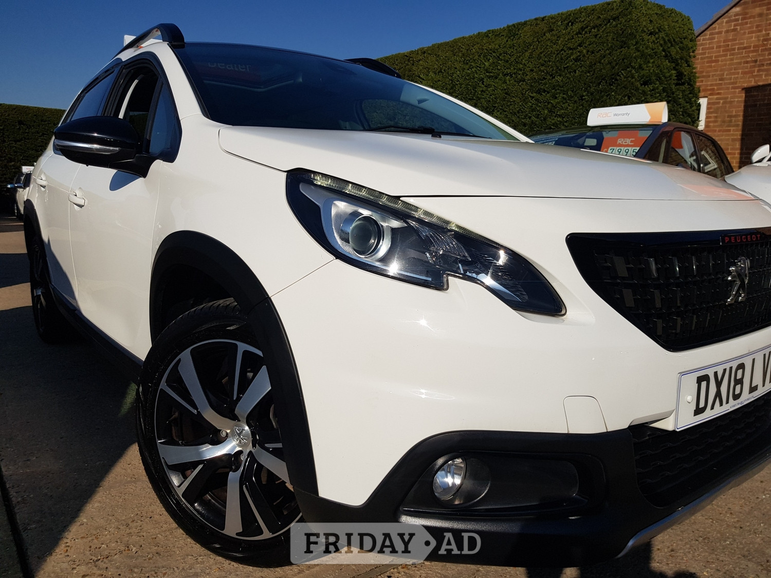 [ berth ]Peugeot 2008