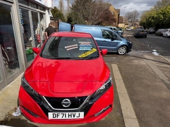 Nissan LEAF 2021