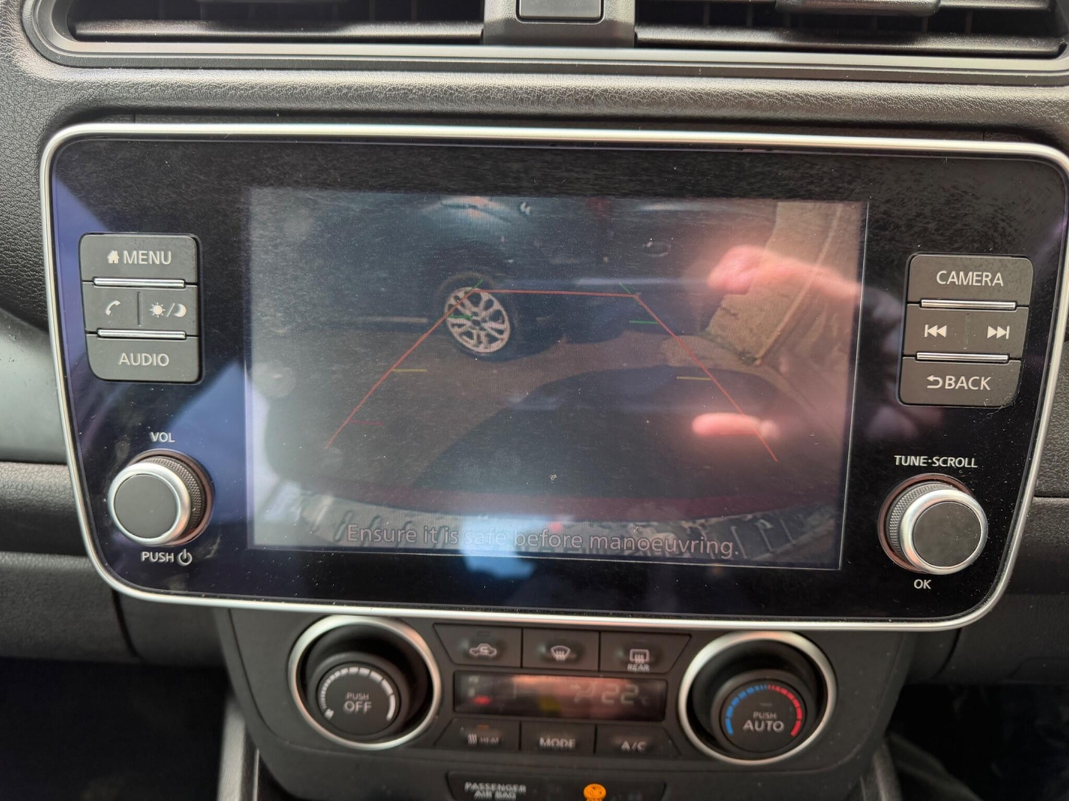 Nissan LEAF Sutton