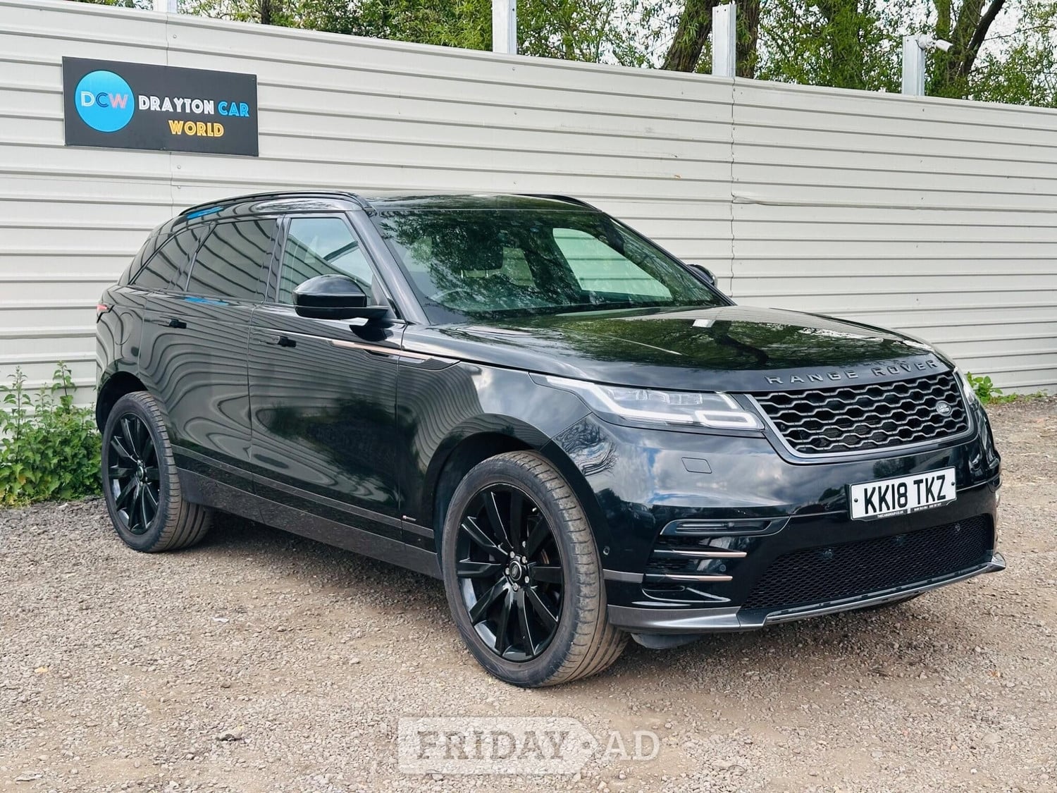 Land Rover Range Rover Velar 2018 - Cars in Hillingdon
