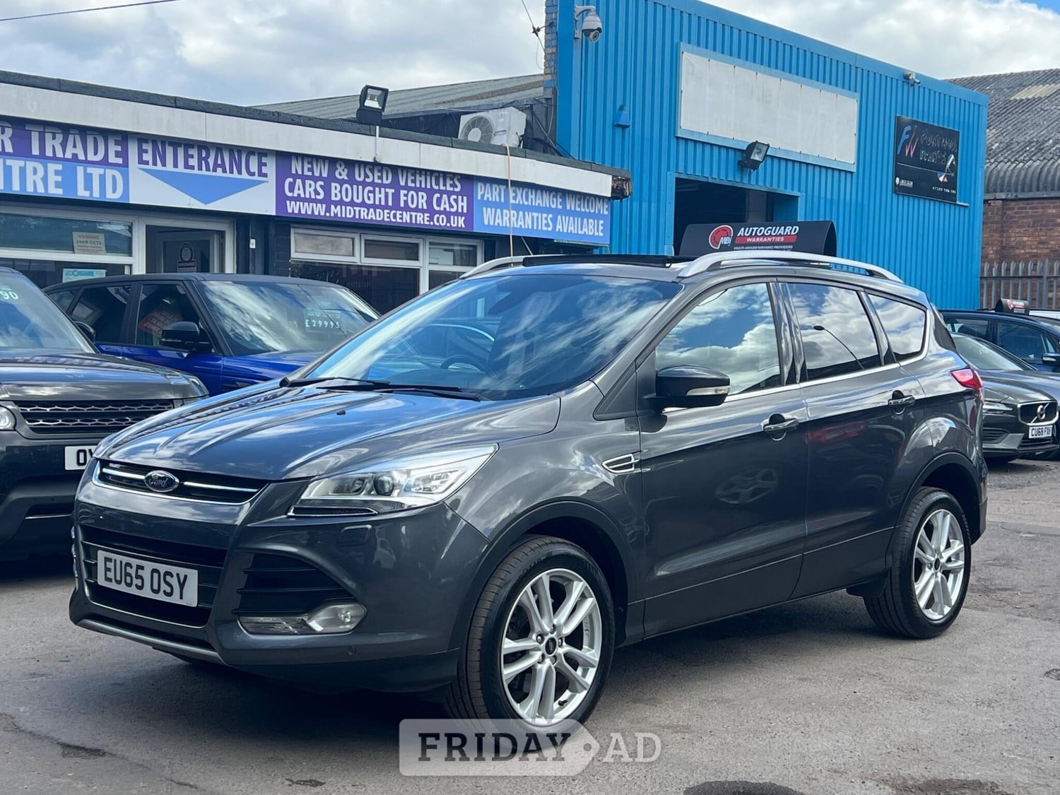 [ berth ]Ford Kuga