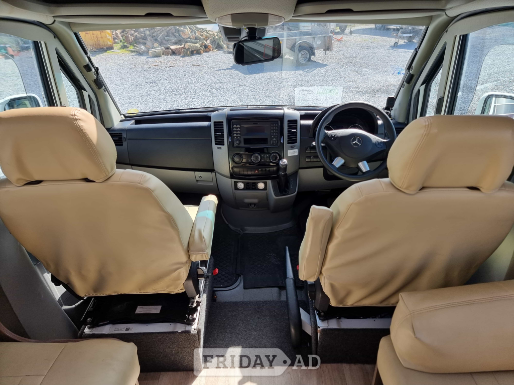 [4 berth ]Auto-Sleepers Burford Duo