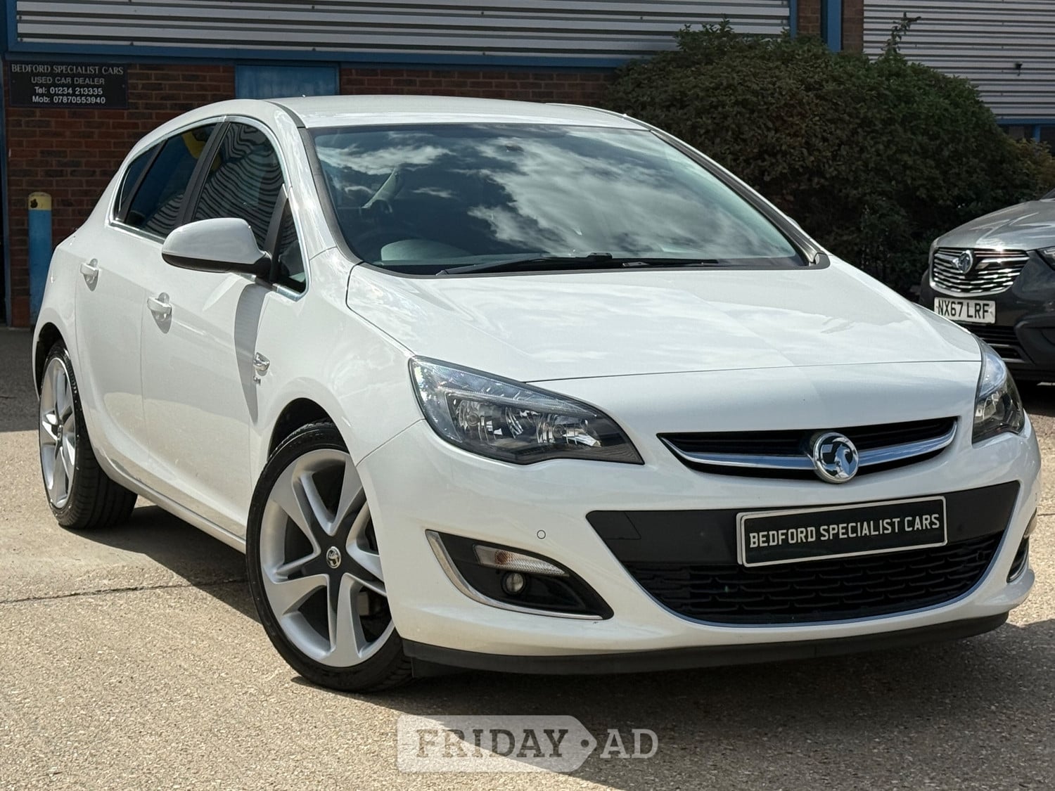 Vauxhall Astra 2015 in Bedford