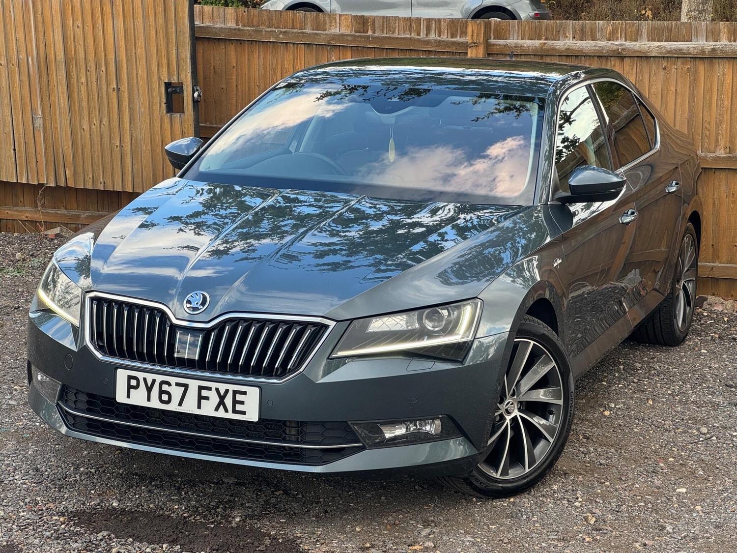 [ berth ]Skoda Superb