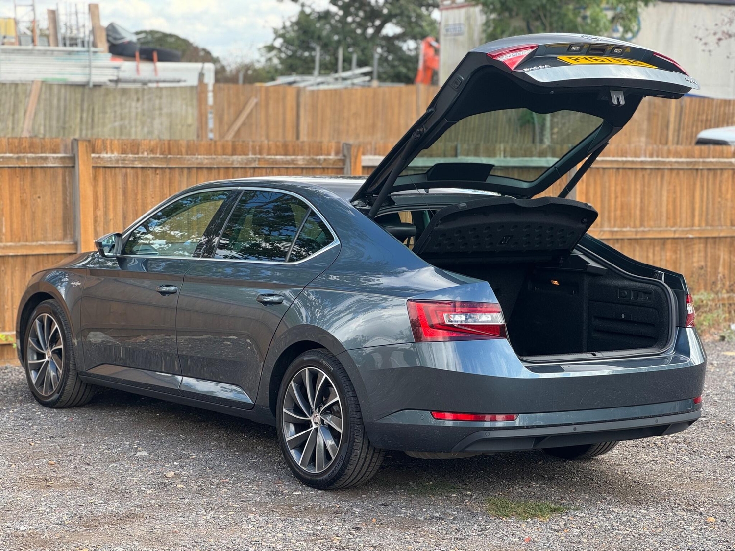 Skoda Superb 2018 - Cars in St. Albans