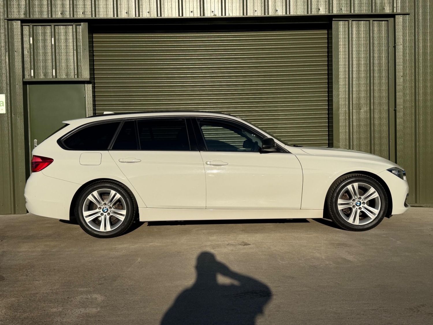 [ berth ]BMW 3 Series