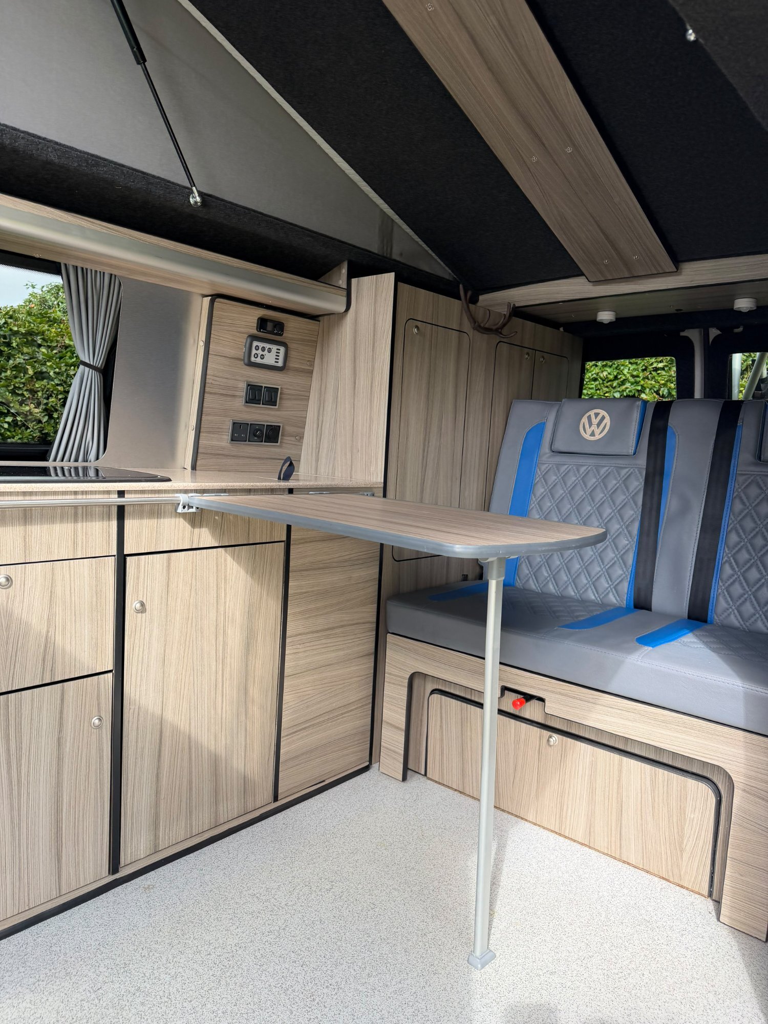 [ berth ]Volkswagen Transporter