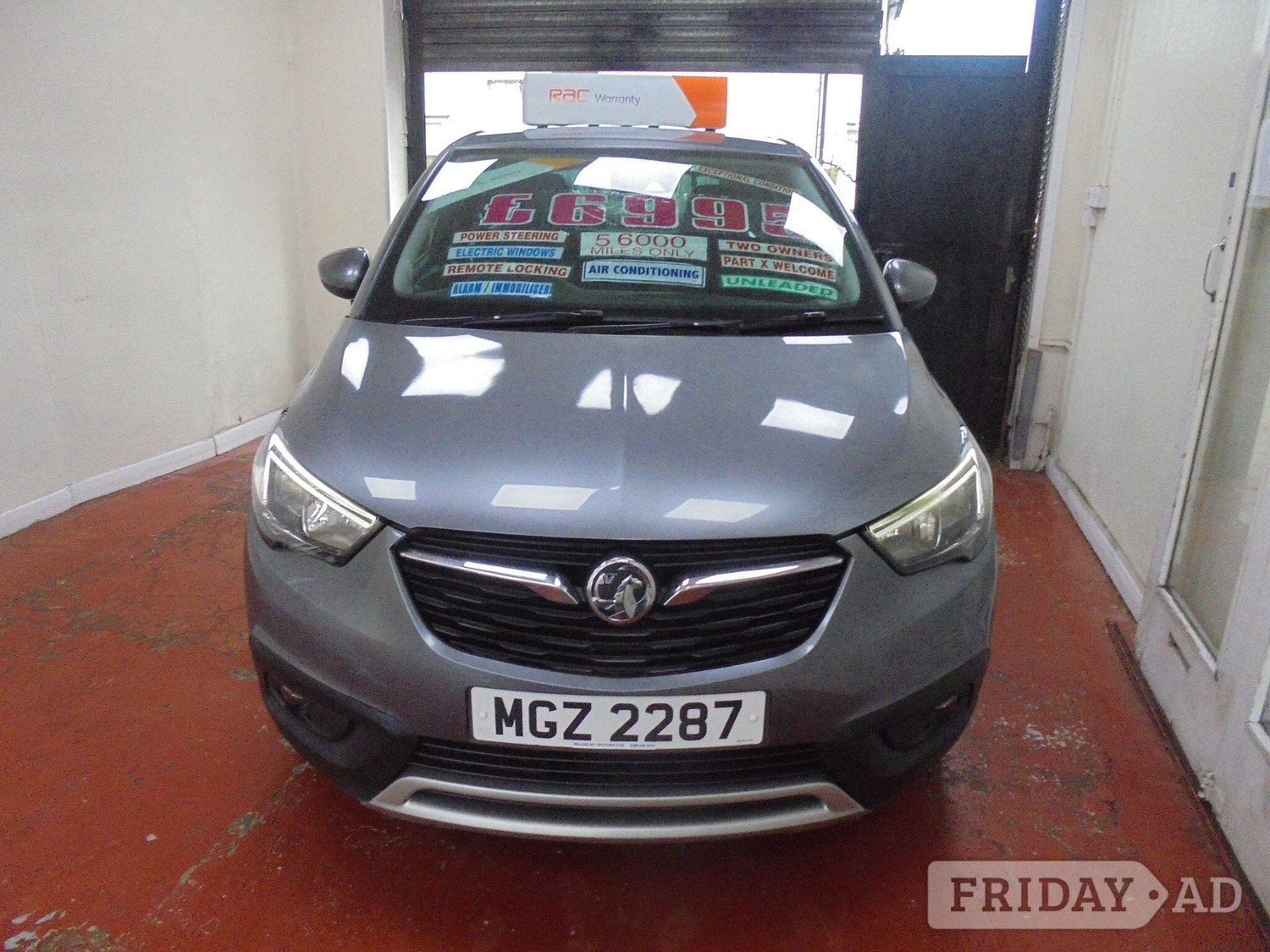 [ berth ]Vauxhall Crossland X