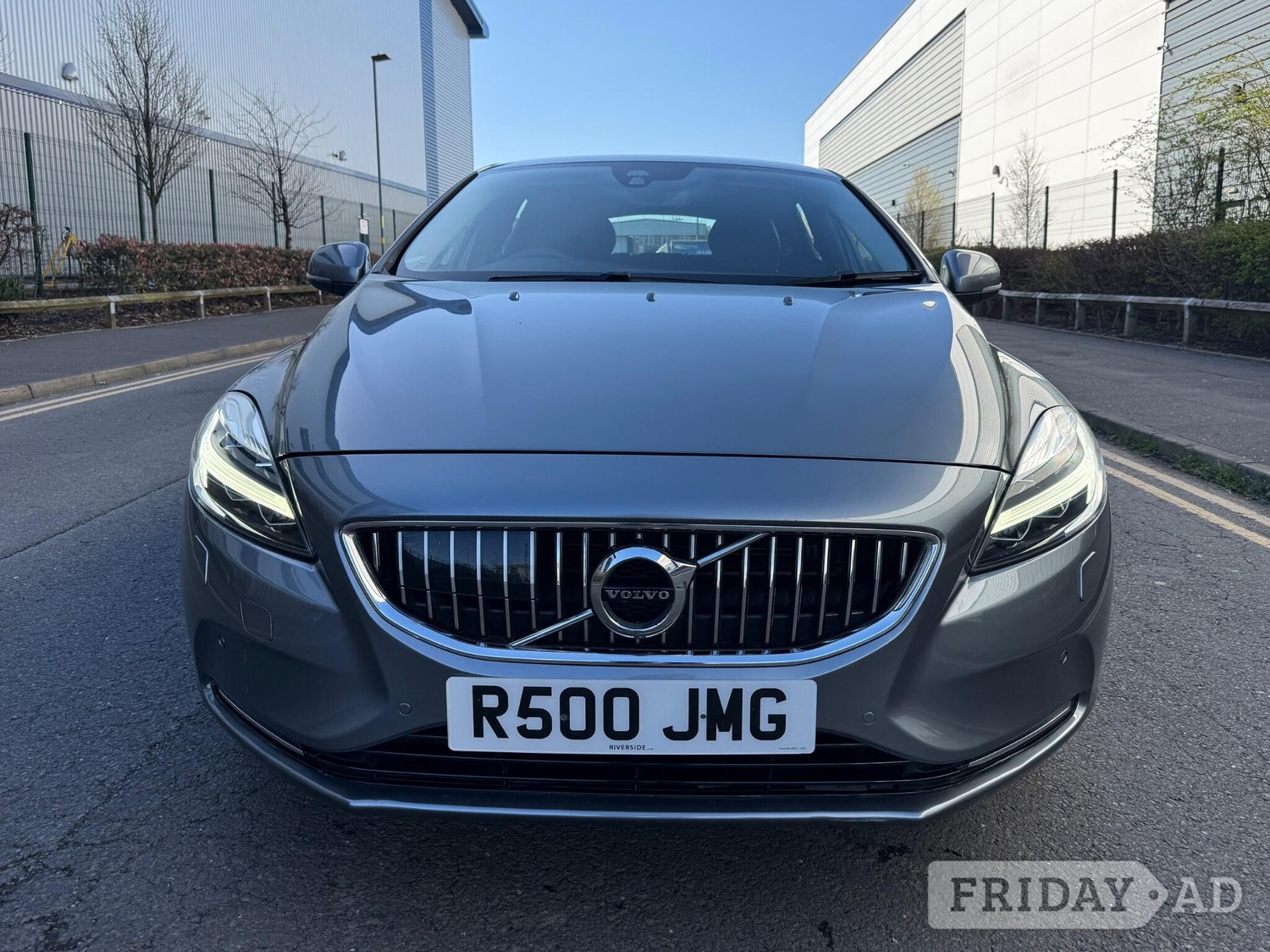 [ berth ]Volvo V40