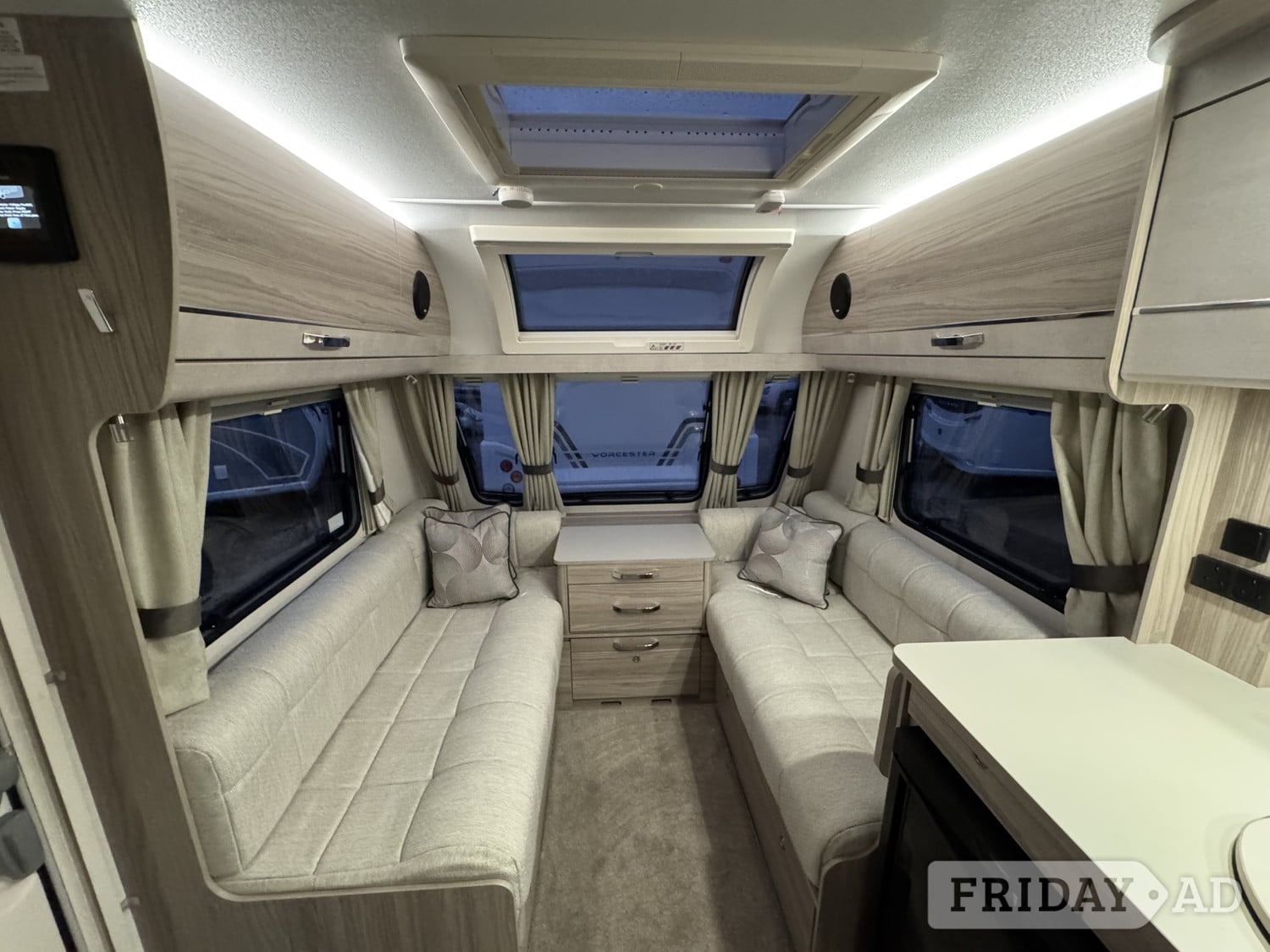 Elddis Avante 550 2024 - Motorhomes & Caravans