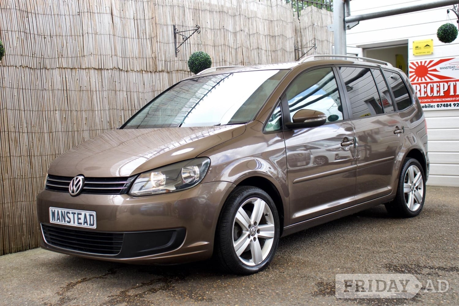 Volkswagen Touran 2014 in Chingford