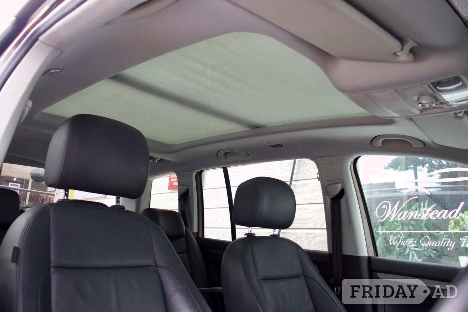 Volkswagen Touran 2014 - Cars