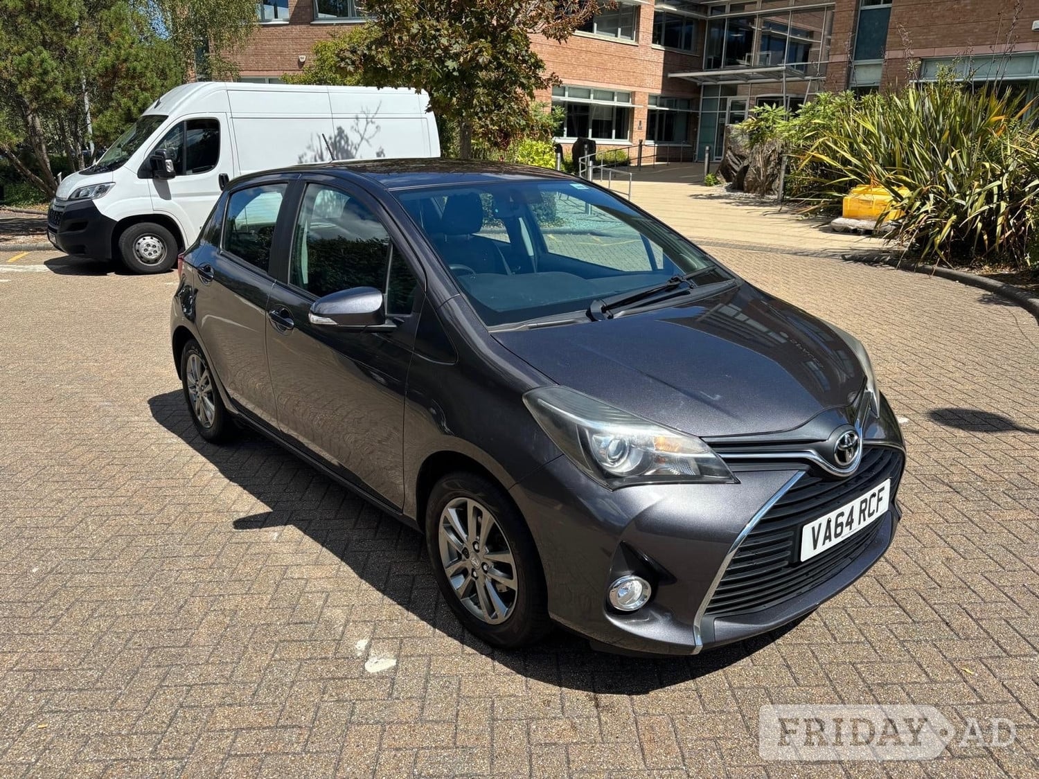 [ berth ]Toyota Yaris