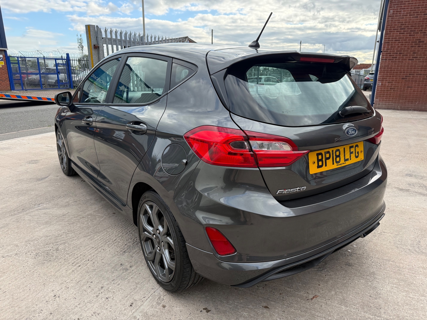 Ford Fiesta 2018 - Cars
