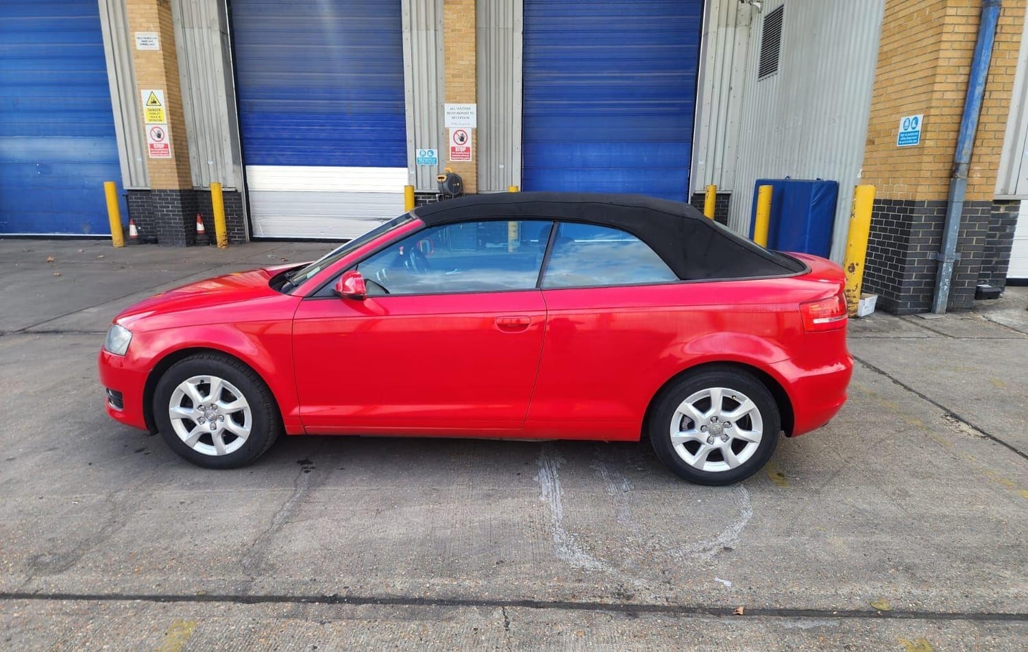 Audi A3 Cabriolet 2011 - Cars