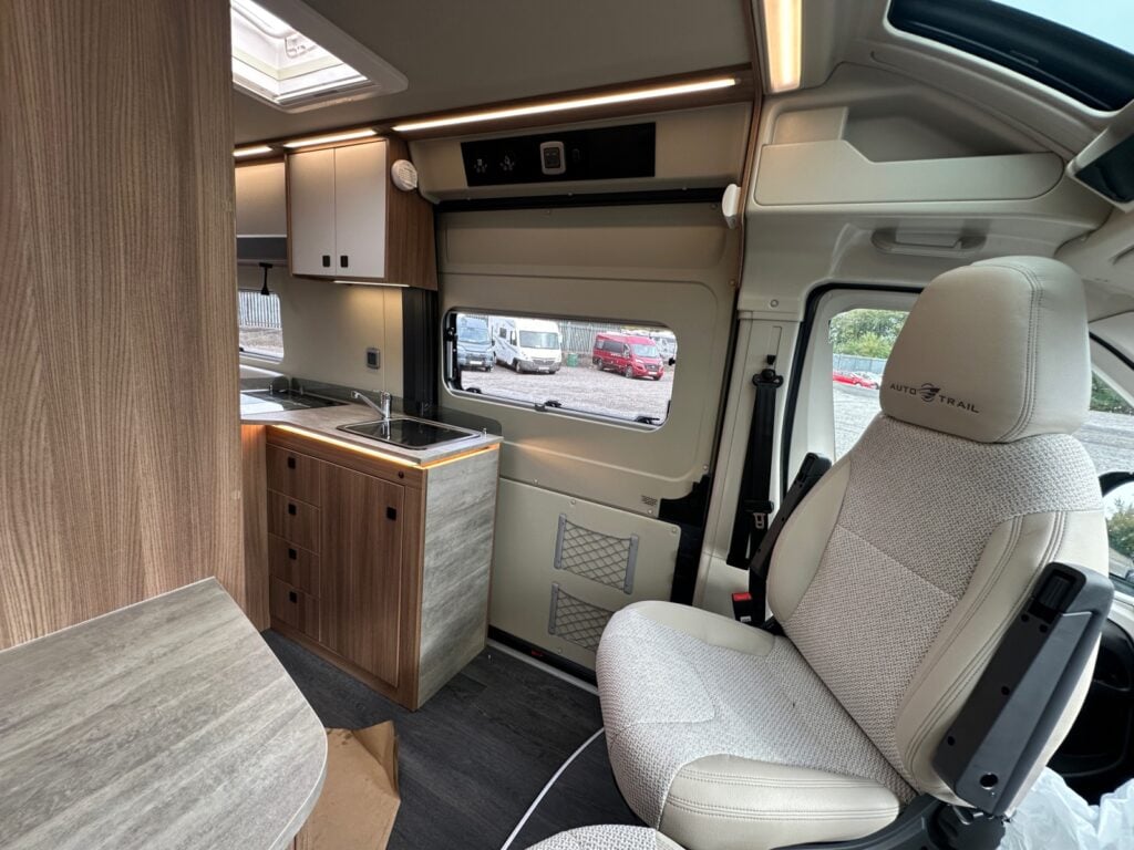 Auto-Trail 635 V-Line Sport Llanelli