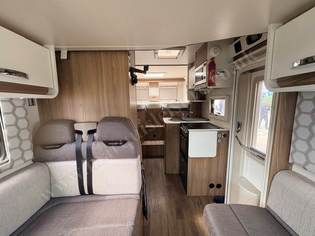 Swift Freestyle 684 2017 for sale - Motorhomes & Caravans in Sheffield